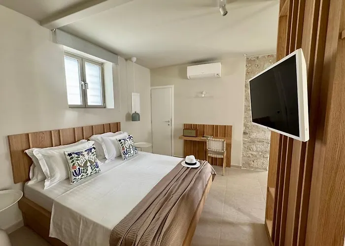 Nest - Nests * Skiathos by