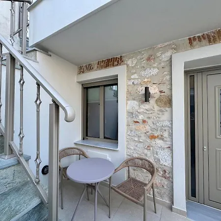 Nest - Nests * Σκιάθος Πόλη